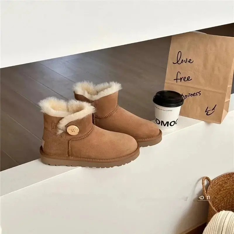 UGG Snow Boots 9