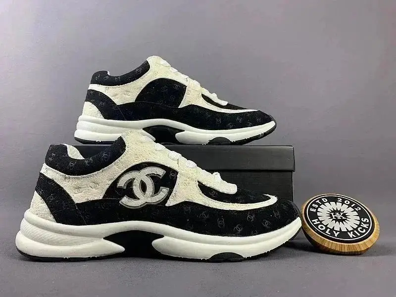 CHANEL 11