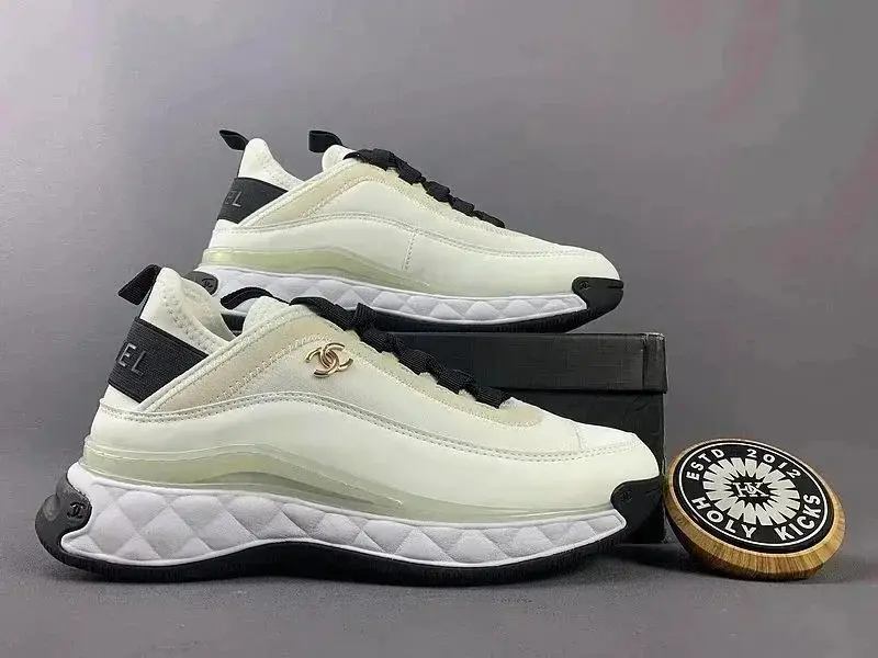 CHANEL 12