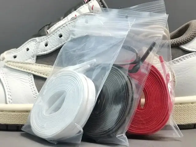 Air Jordan 1 Low 4