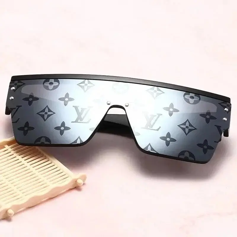 LV Glasses 3