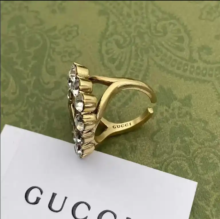 Gucci GG Marmont Ring 3