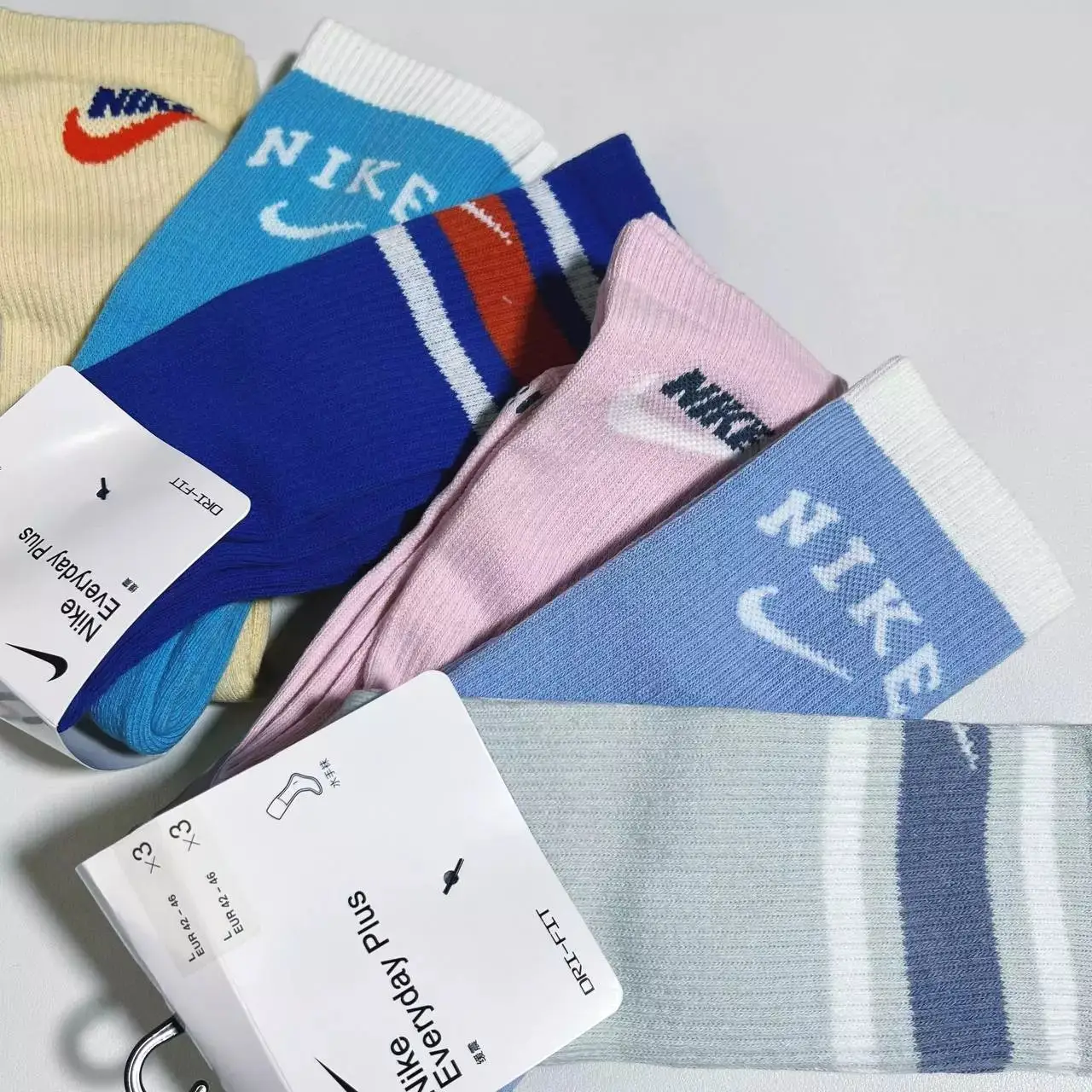 Nike Socks [2 styles]