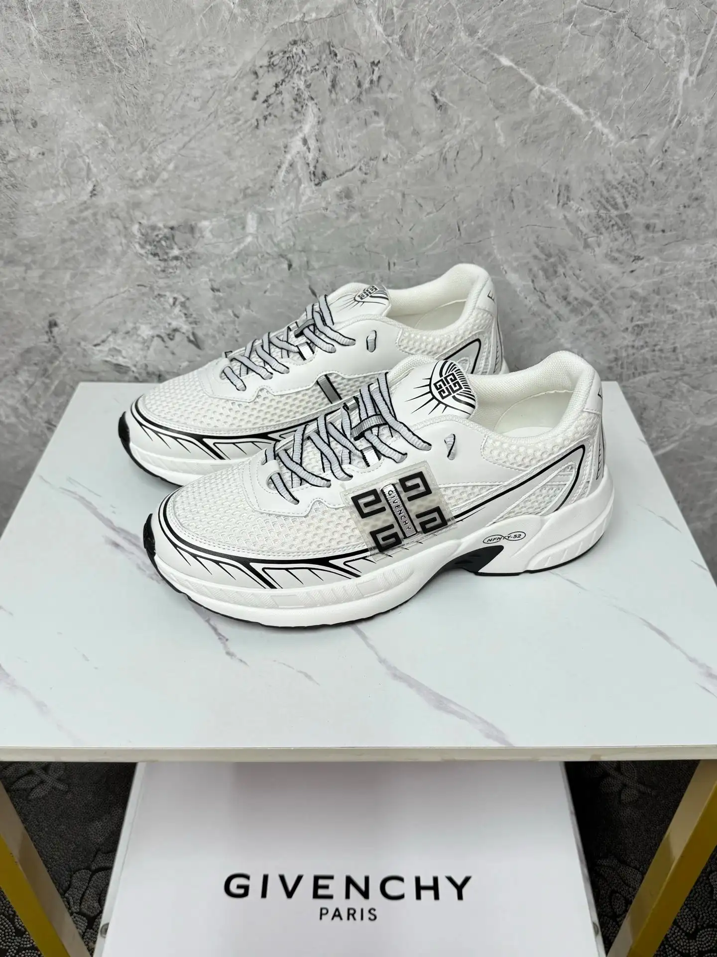 Givenchy Chunky Sneakers [40 styles] 3