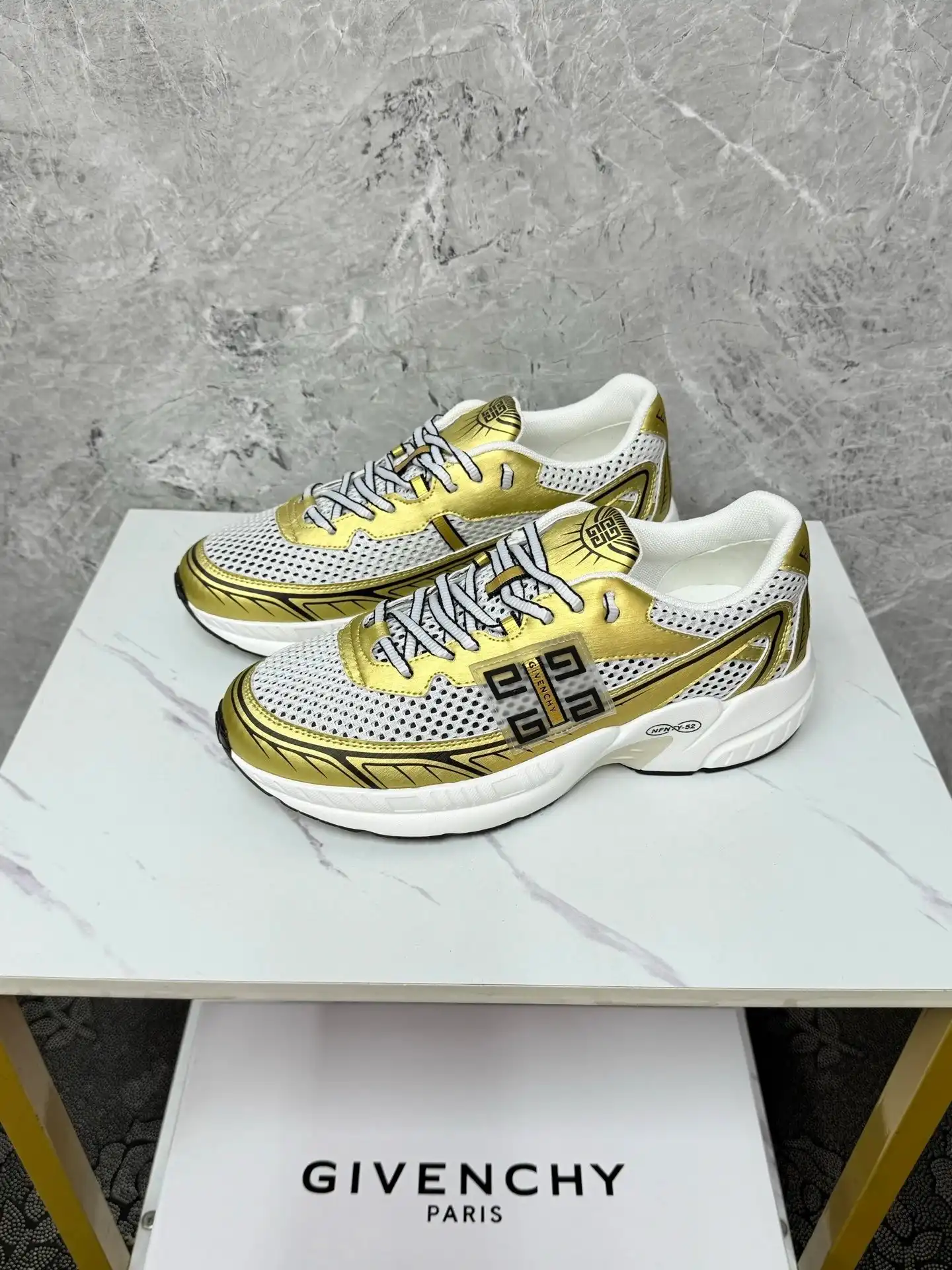 Givenchy Chunky Sneakers [40 styles] 5