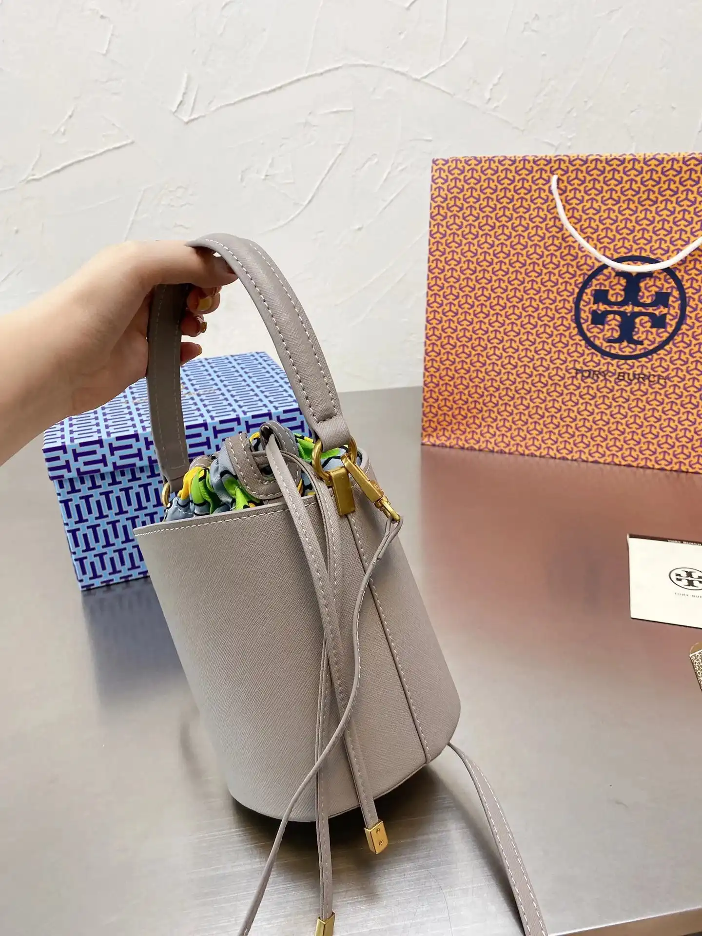 Tory Burch Bucket Bag [4 styles] 2