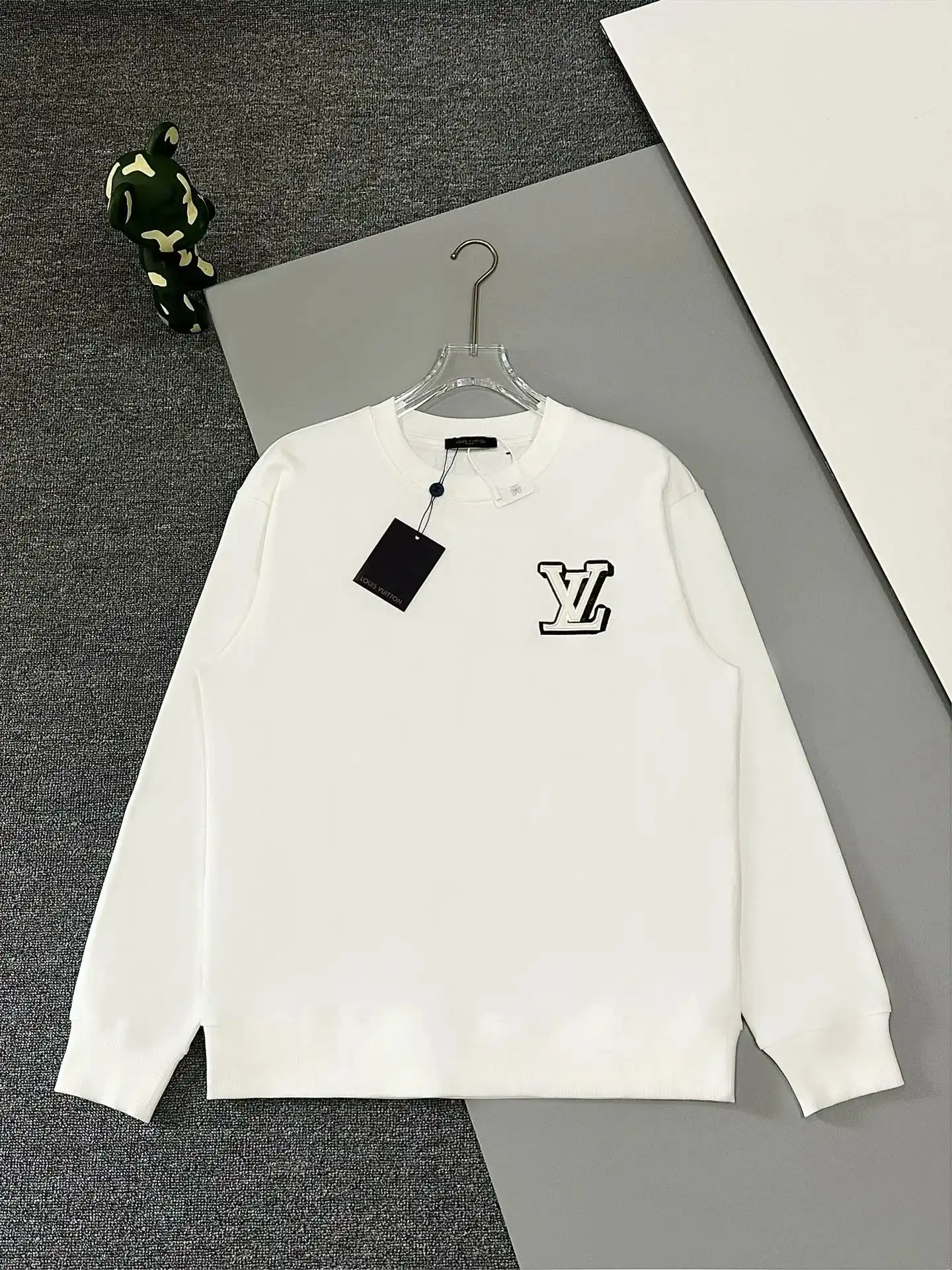 Louis Vuitton Hoodie [28 styles] 3